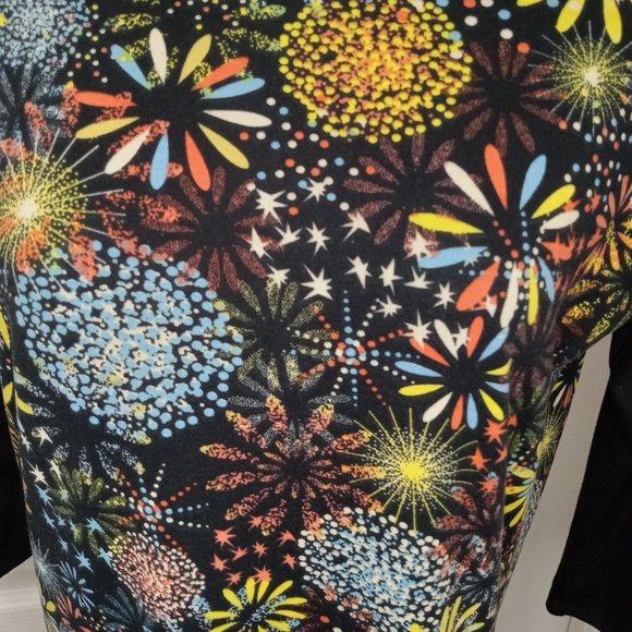 LulaRoe Shirt - Picture 6 of 10